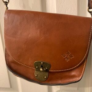 Patricia Nash Women's Kirby East West Leather Crossbody Brown Handbag